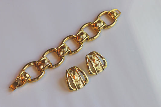 1980’s Bracelet with Matching Earrings